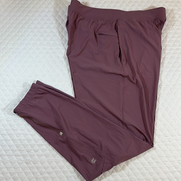All In Motion Mens Joggers. Size Large. Soft Maroon. NWOT. Light Weight. - Picture 8 of 9